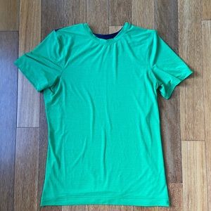 lululemon workout shirt